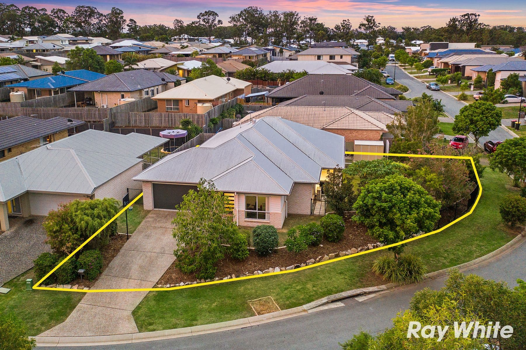 27 Bowerbird Crescent, Dakabin QLD 4503, Dakabin - Image 1