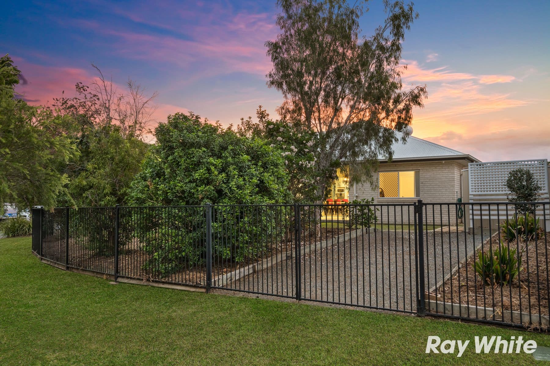 27 Bowerbird Crescent, Dakabin QLD 4503, Dakabin - Thumbnail 5