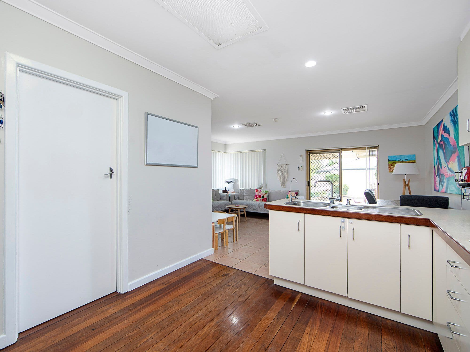 51 Arlunya Avenue, Belmont WA 6104, Belmont - Thumbnail 5