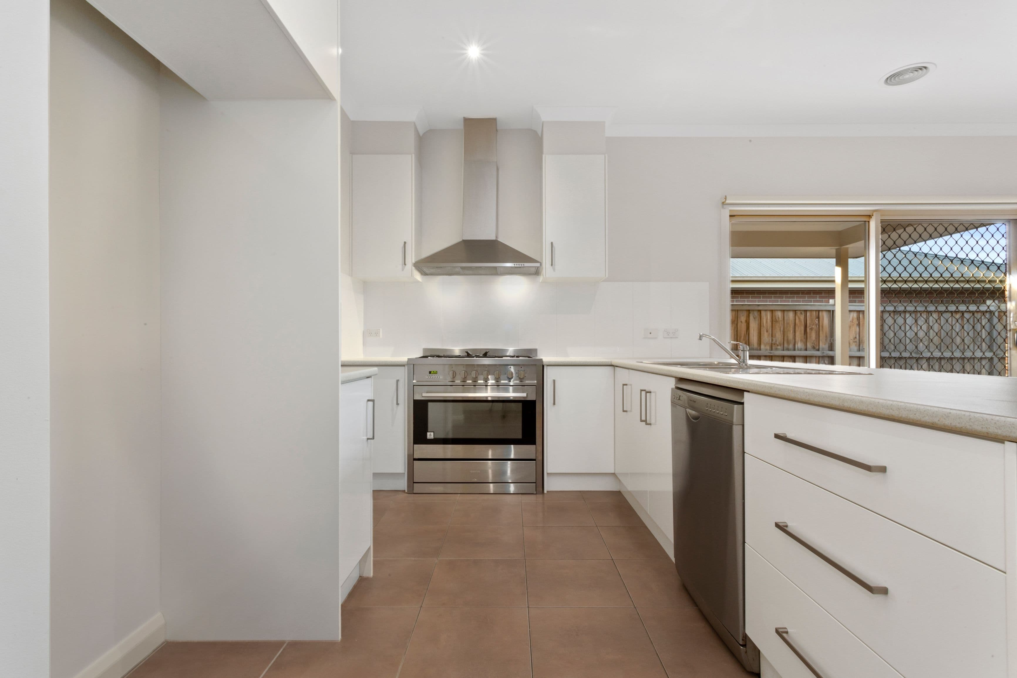 74 Merredin Circuit, Doreen VIC 3754, Doreen - Thumbnail 2