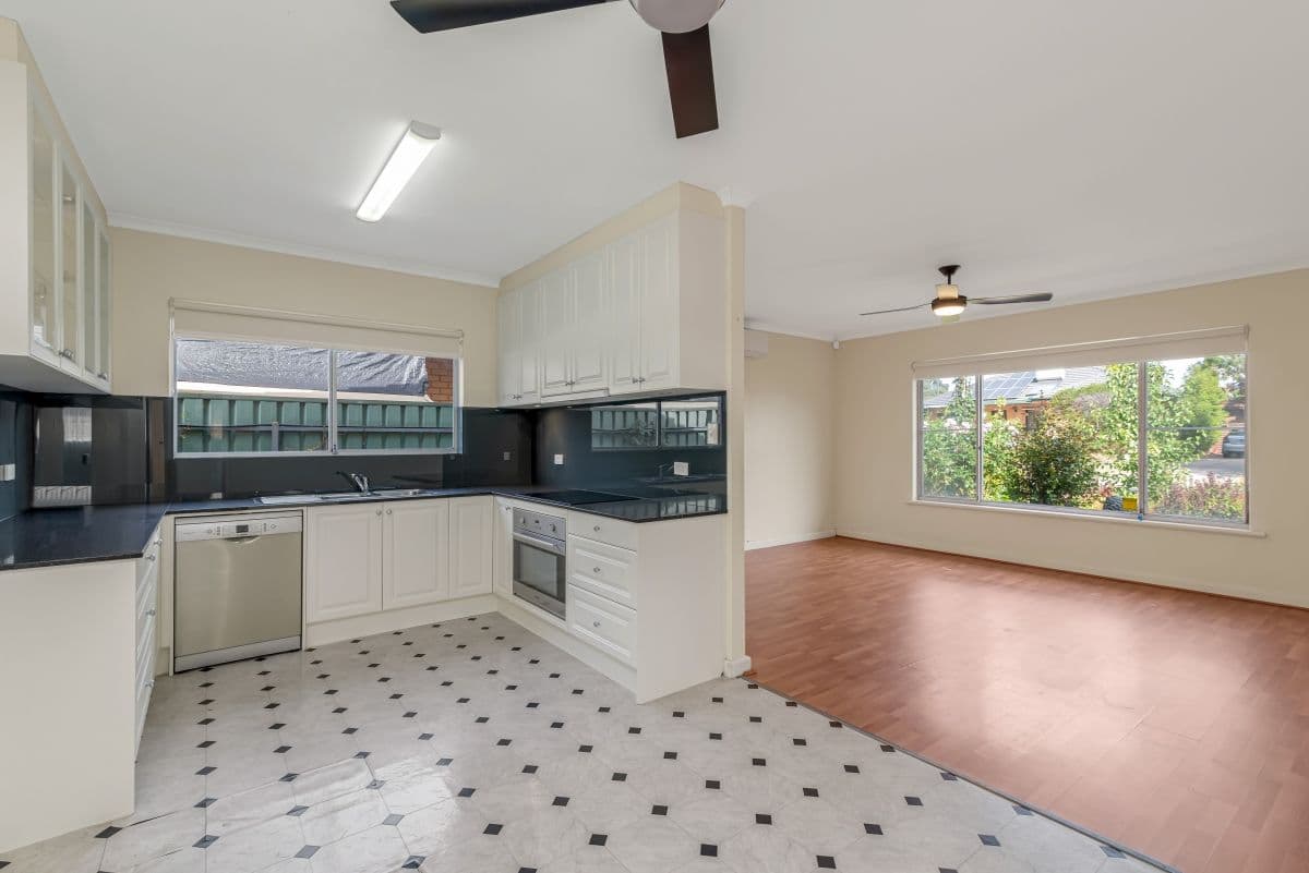 22 Victoria Drive, Modbury SA 5092, Modbury - Thumbnail 4