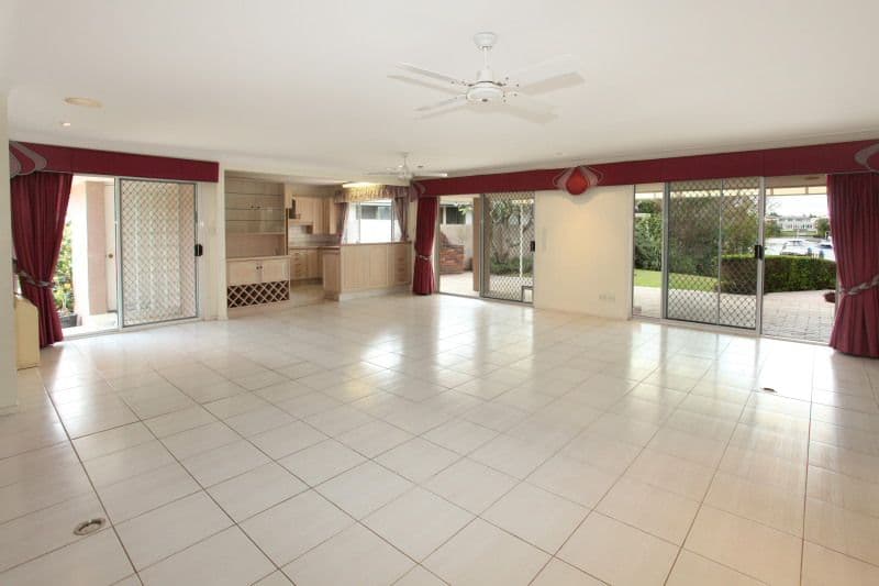 40 Cypress Drive, BROADBEACH WATERS QLD 4218, Broadbeach Waters - Thumbnail 6