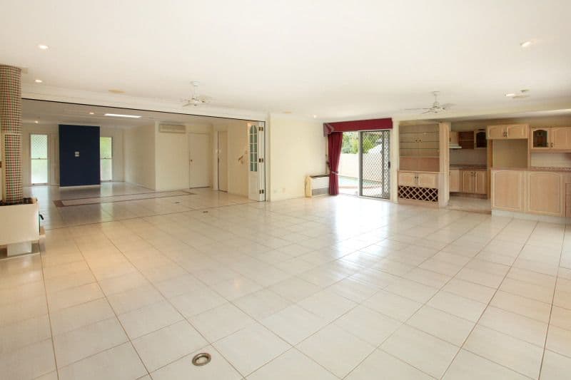 40 Cypress Drive, BROADBEACH WATERS QLD 4218, Broadbeach Waters - Thumbnail 7