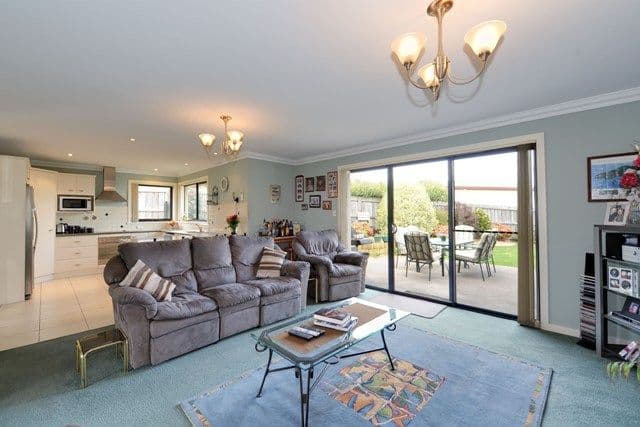17 Molecombe Drive, PROSPECT VALE TAS 7250, Prospect Vale - Thumbnail 4