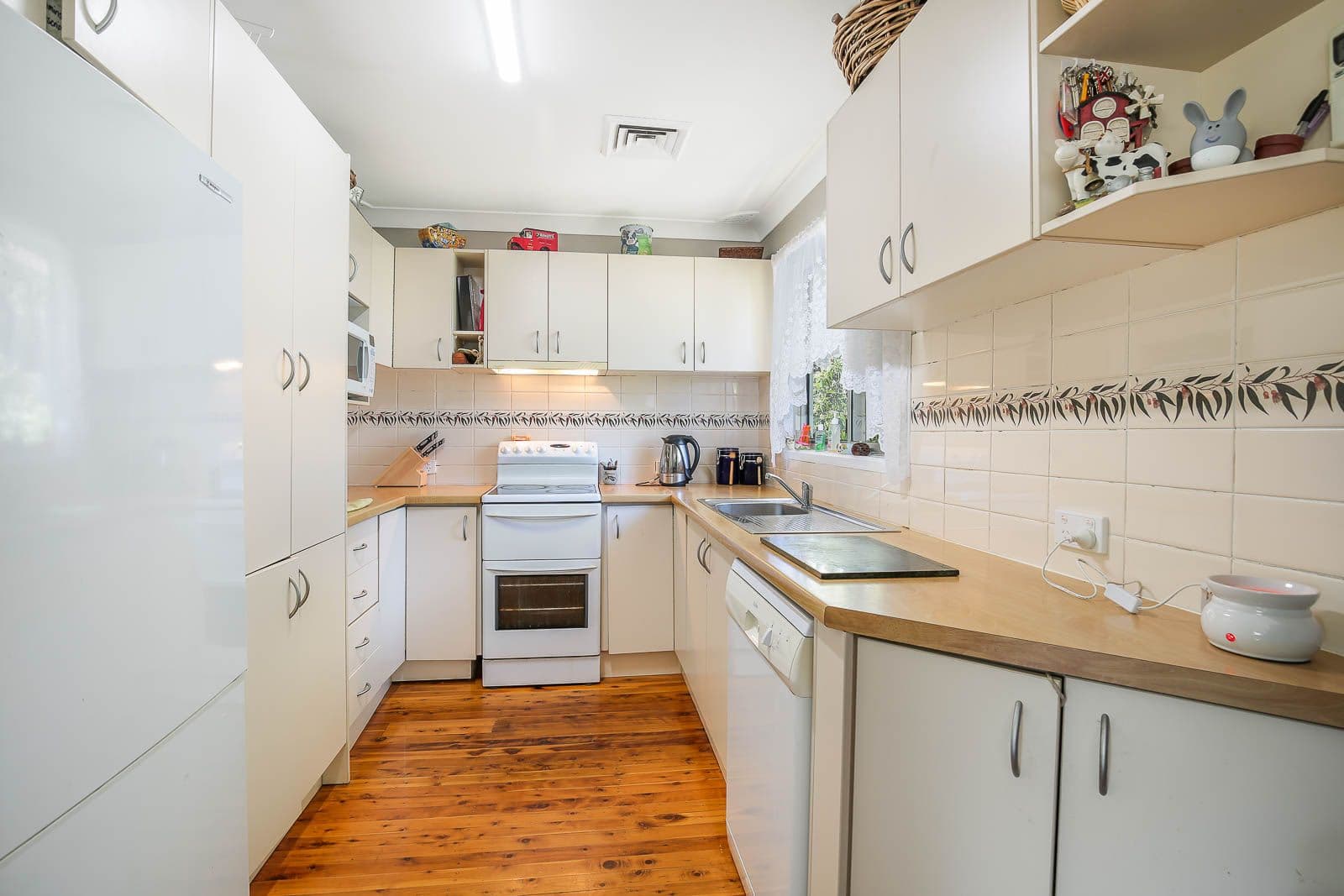 24 Reynolds Road, Londonderry - Thumbnail 5