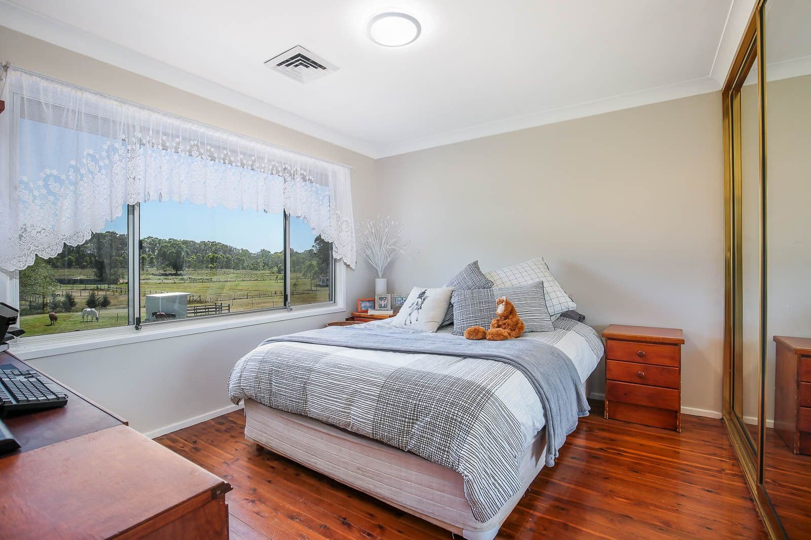 24 Reynolds Road, Londonderry - Thumbnail 8