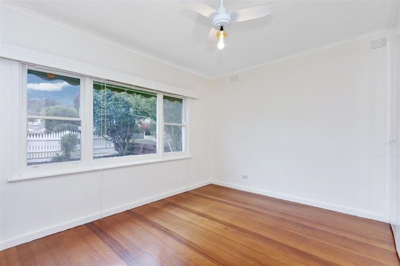 39 Keats Avenue, KINGSBURY VIC 3083, Kingsbury - Thumbnail 2