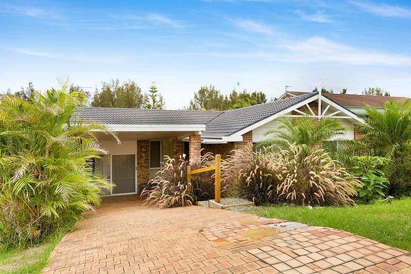 107 Ocean Beach Drive, Shellharbour - Image 1