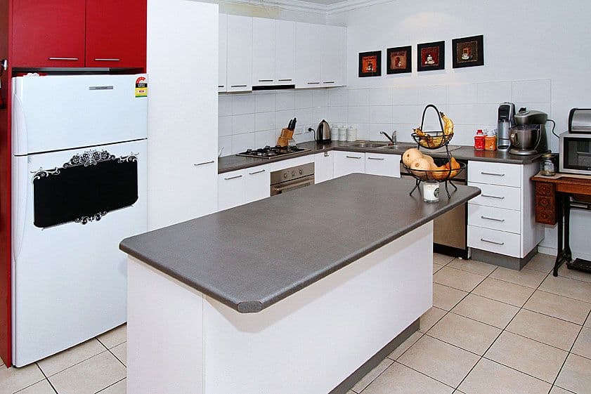 11 Brentwood Place, ROXBURGH PARK VIC 3064, Roxburgh Park - Thumbnail 2