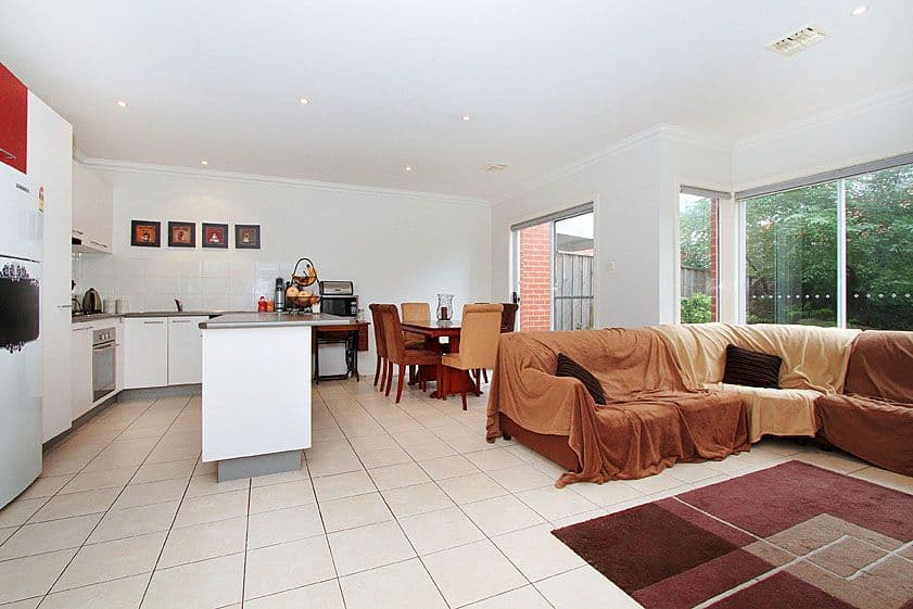 11 Brentwood Place, ROXBURGH PARK VIC 3064, Roxburgh Park - Thumbnail 5