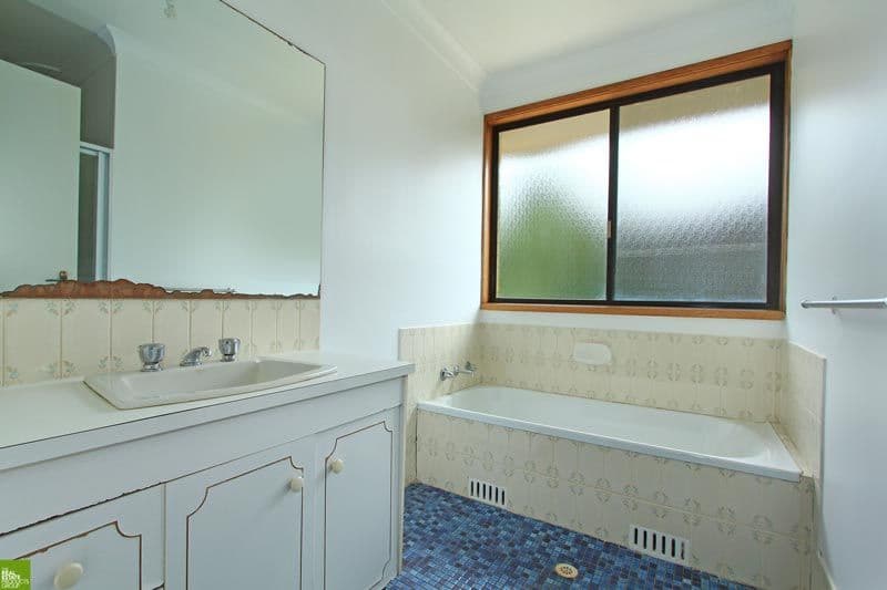 49 Antrim Avenue, WARILLA NSW 2528, Warilla - Thumbnail 5