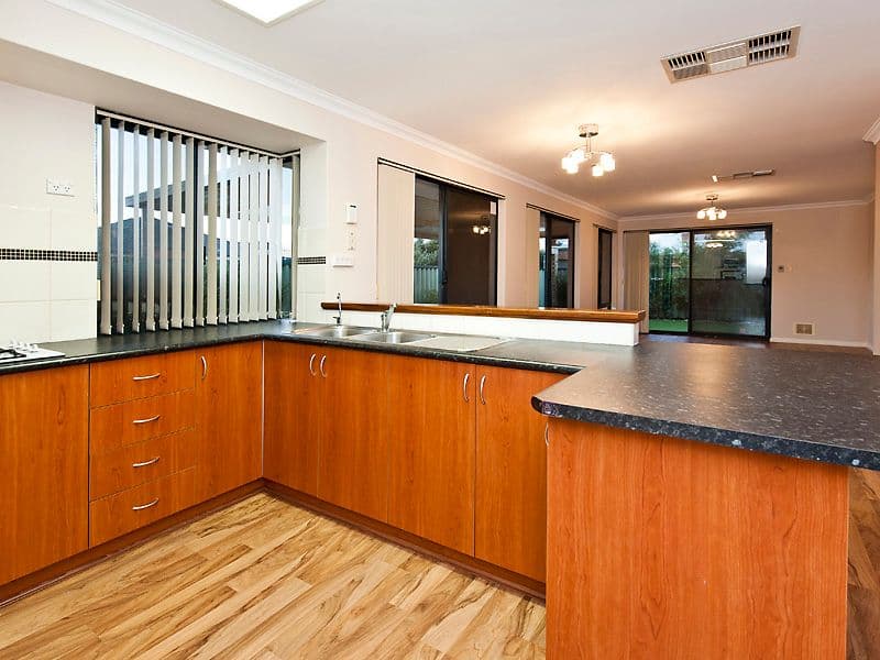 31 Zaragoza Drive, Port Kennedy WA 6172, Port Kennedy - Thumbnail 4