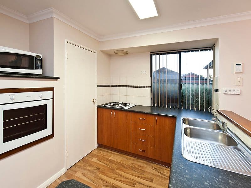 31 Zaragoza Drive, Port Kennedy WA 6172, Port Kennedy - Thumbnail 5