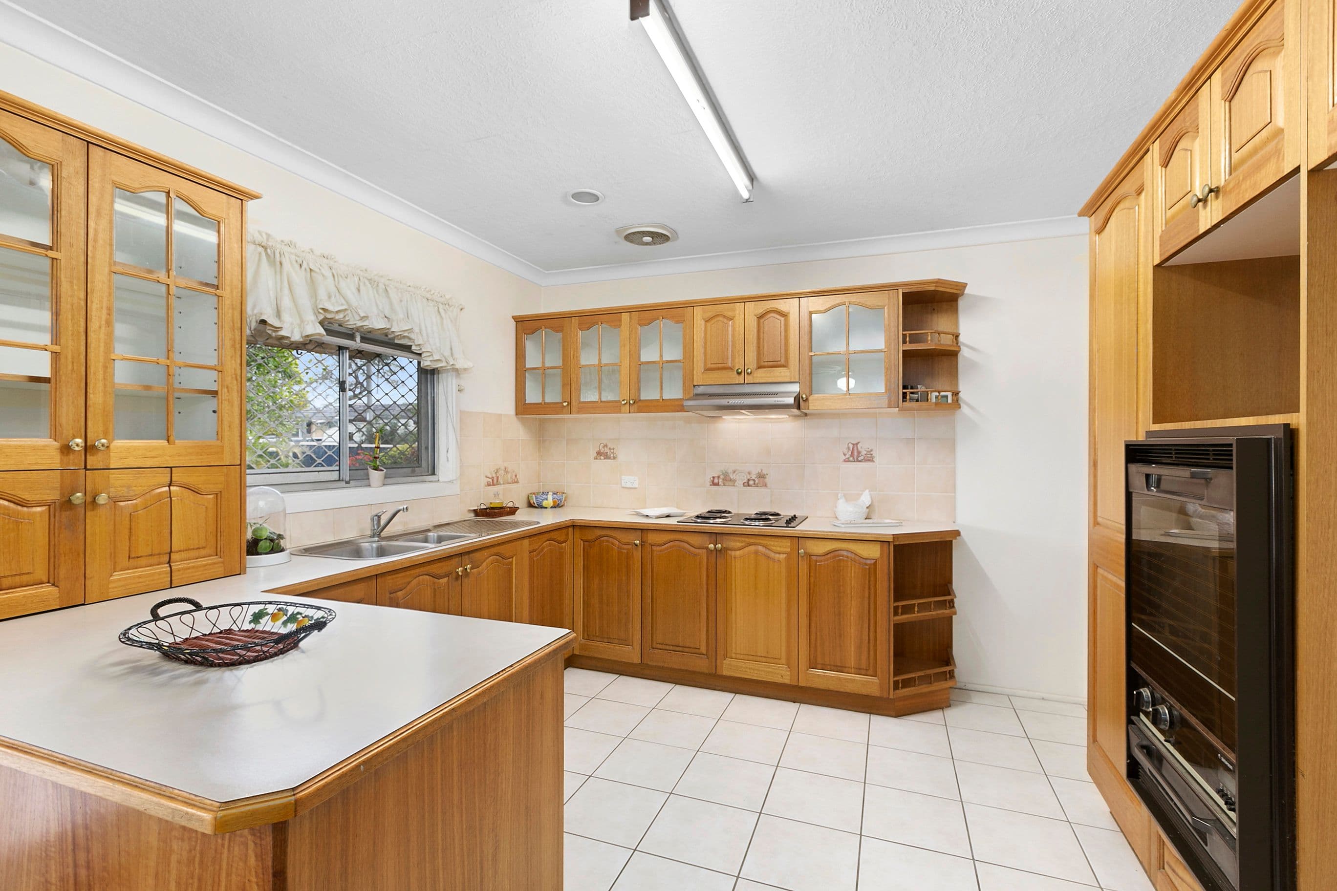 1568a Creek Road, Carina QLD 4152, Carina - Thumbnail 4