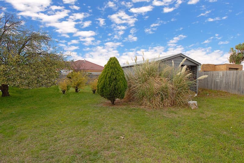 22 Louis Street, DOVETON VIC 3177, Doveton - Image 1