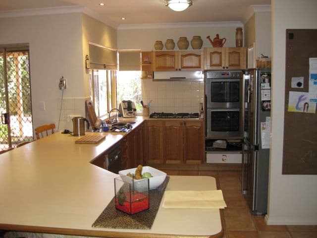 42 Riverdale Road, HELENA VALLEY WA 6056, Helena Valley - Thumbnail 2