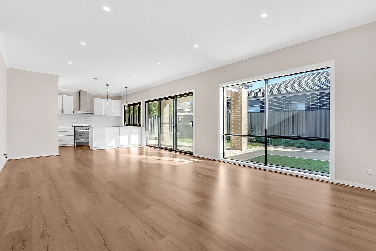 128 Wattletree Street, Craigieburn VIC 3064, Craigieburn - Thumbnail 8