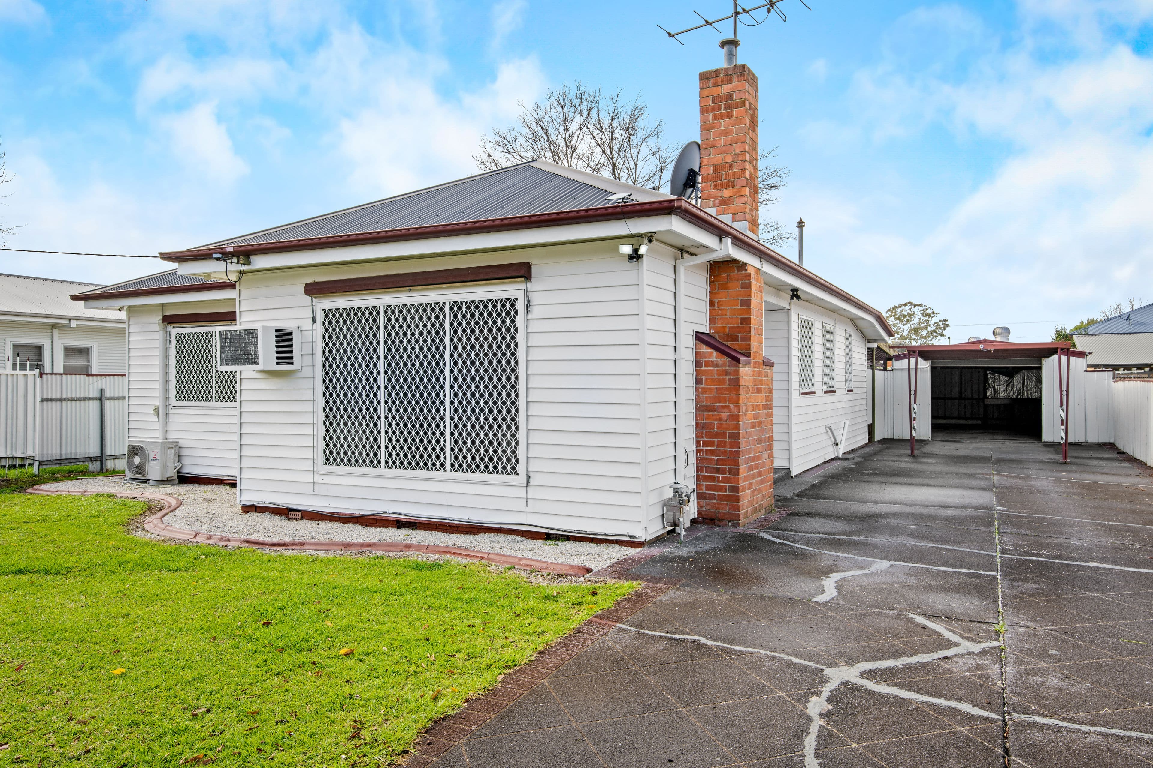 942 Sylvania Avenue, North Albury NSW 2640, North Albury - Image 1