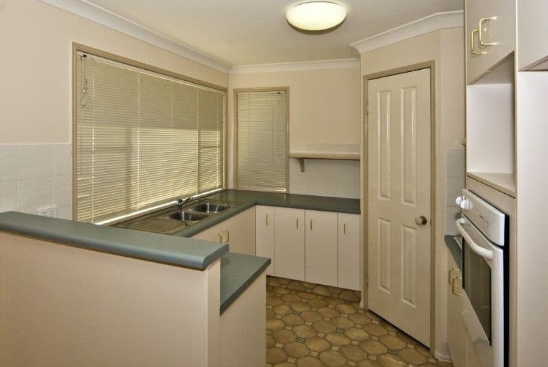 137 Spring Street, MIDDLE RIDGE QLD 4350, Middle Ridge - Thumbnail 4