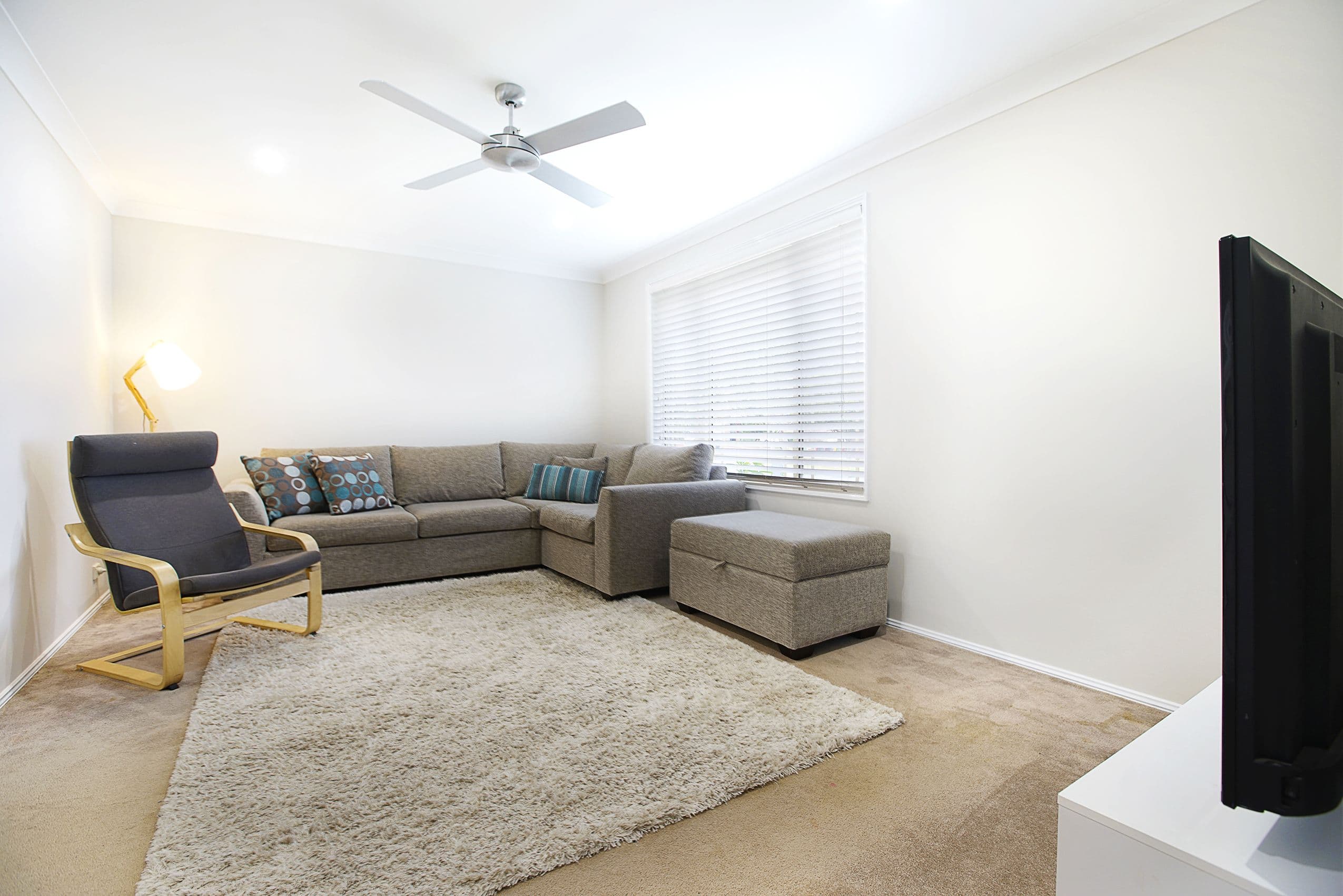 3 Gilmore Close, Glenmore Park - Thumbnail 2