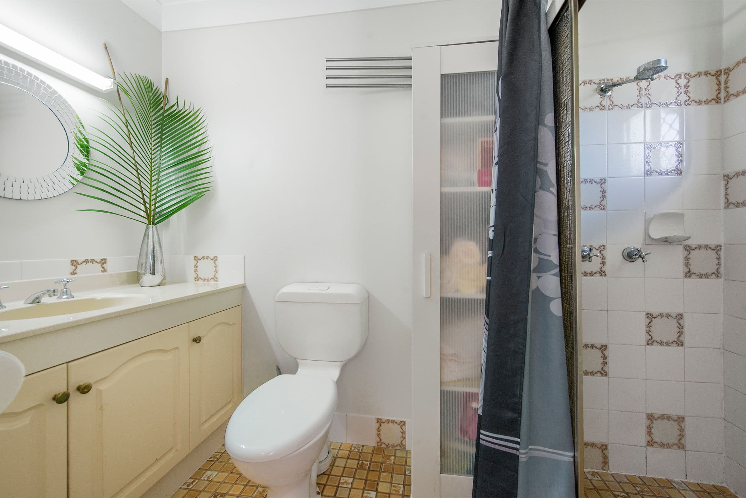 15 Cotswold Street, Mount Warren Park QLD 4207, Mount Warren Park - Thumbnail 8