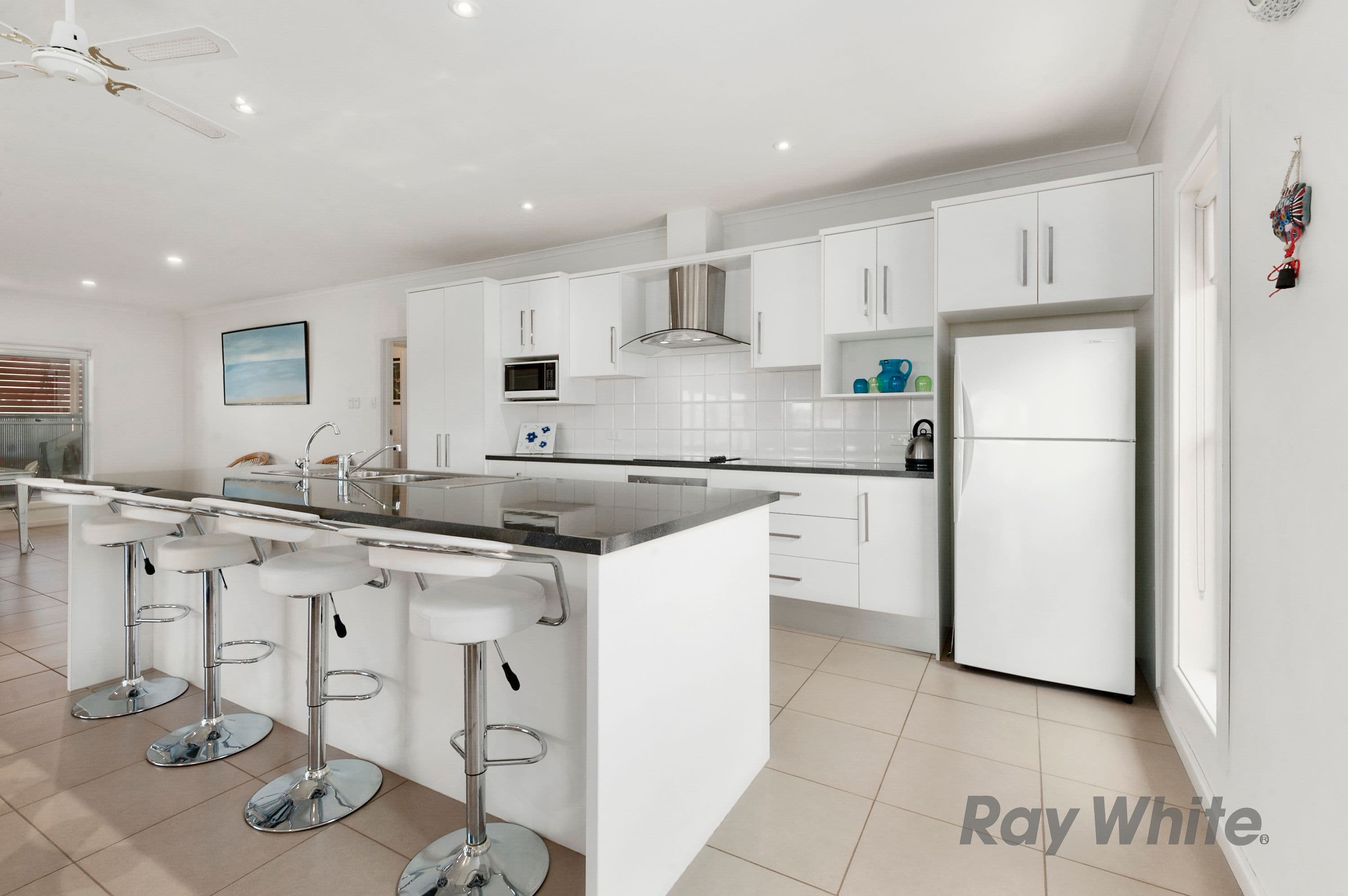49 Gilmore Crescent, Wallaroo SA 5556, Wallaroo - Thumbnail 3
