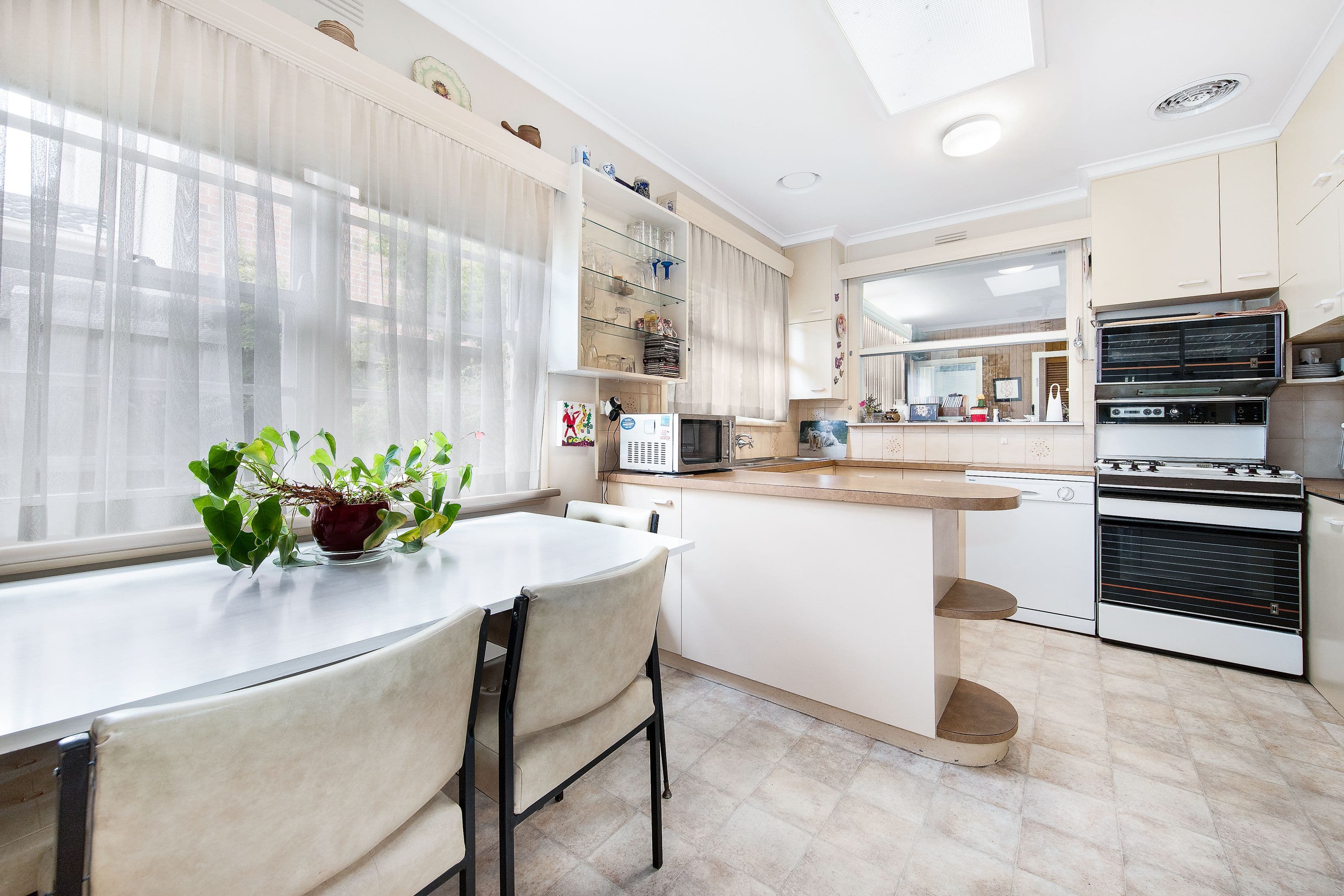 3 Crown Street, Glen Waverley VIC 3150, Glen Waverley - Thumbnail 4