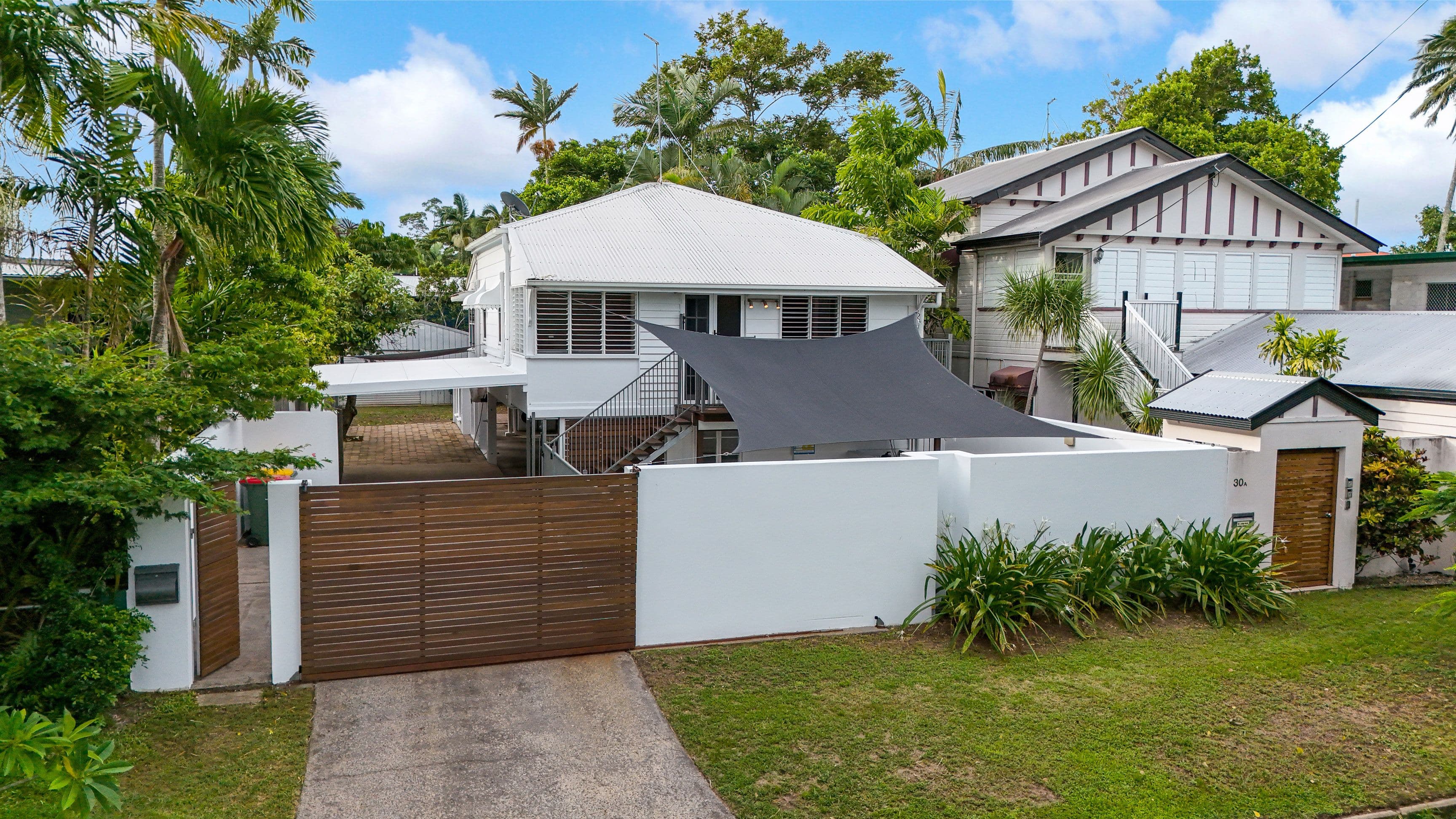 32 Charles Street, Cairns North QLD 4870, Cairns North - Image 1