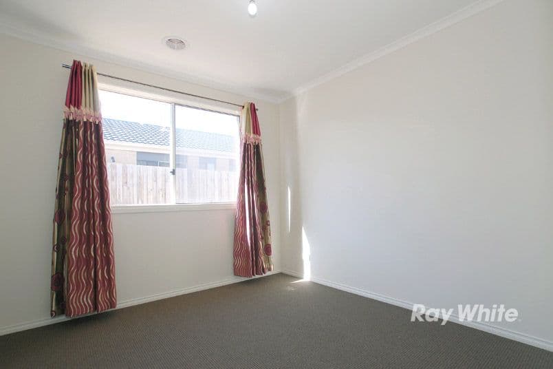 16 Pengana Way, CRANBOURNE VIC 3977, Cranbourne West - Thumbnail 5