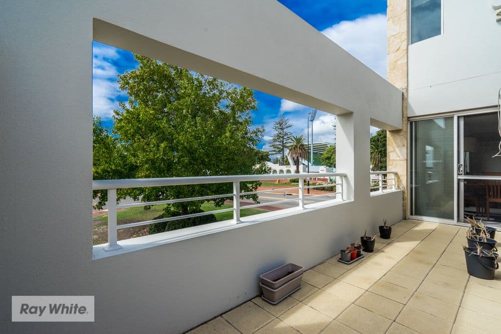18 Brisbane Street, Perth WA 6000, Perth - Thumbnail 8