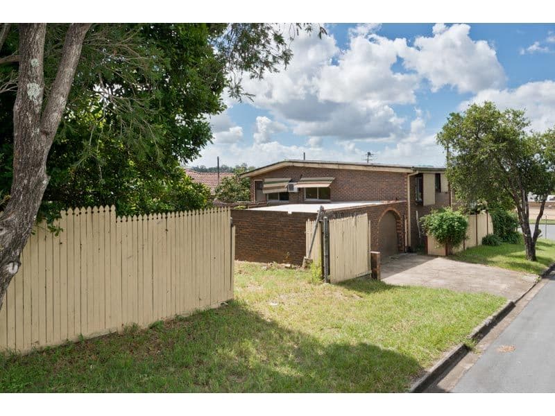 12 Grove Avenue, ARANA HILLS QLD 4054, Arana Hills - Thumbnail 6