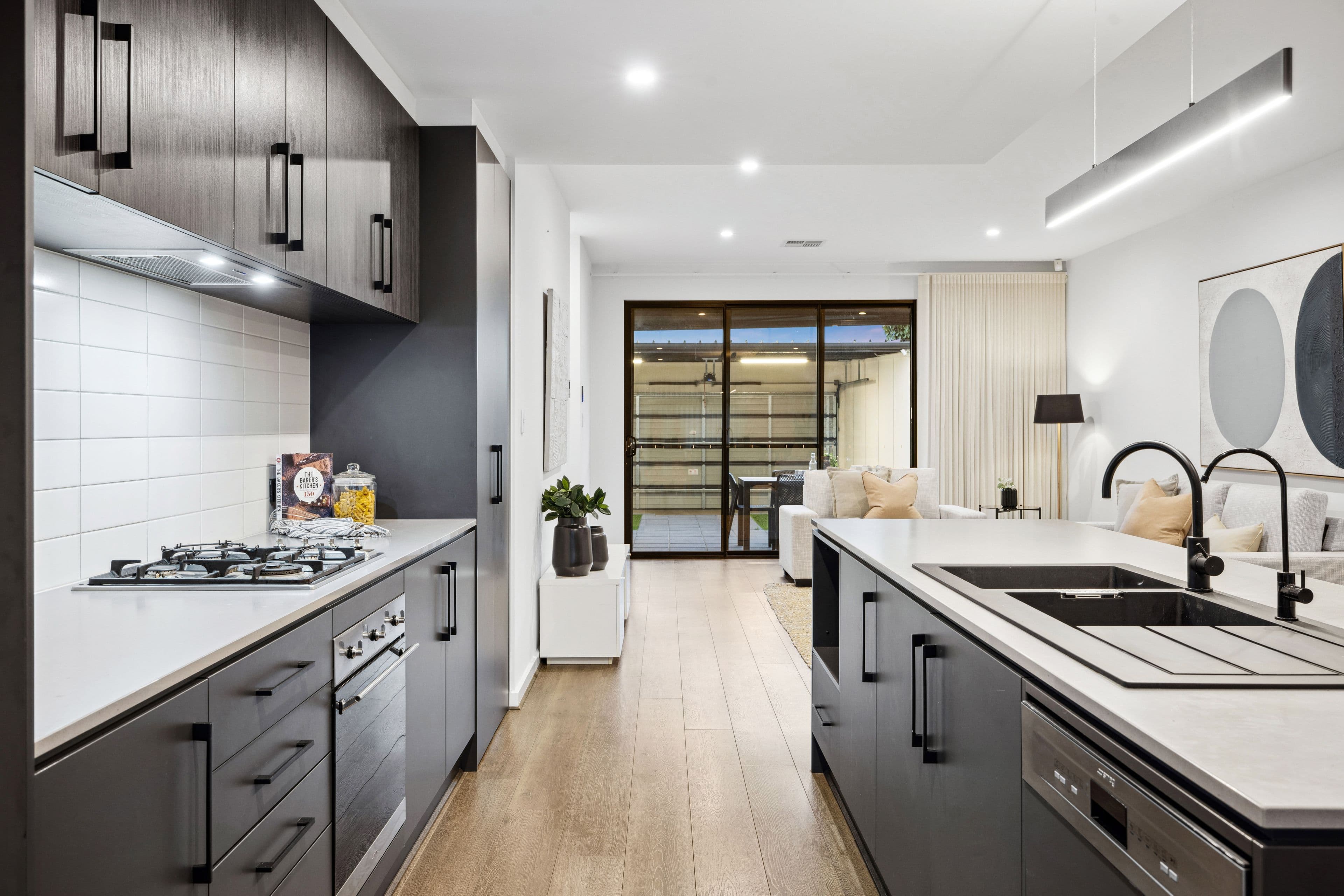 21 Troubridge Drive, West Lakes SA 5021, West Lakes - Thumbnail 4
