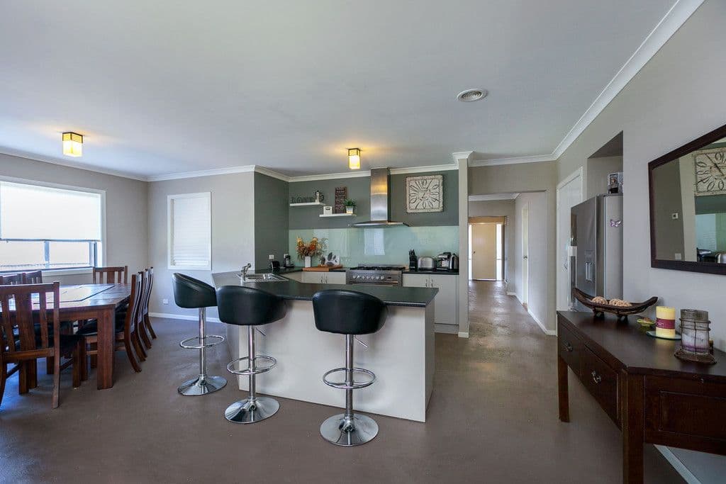 13 Tara Valley Crescent, DOREEN VIC 3754, Doreen - Thumbnail 4