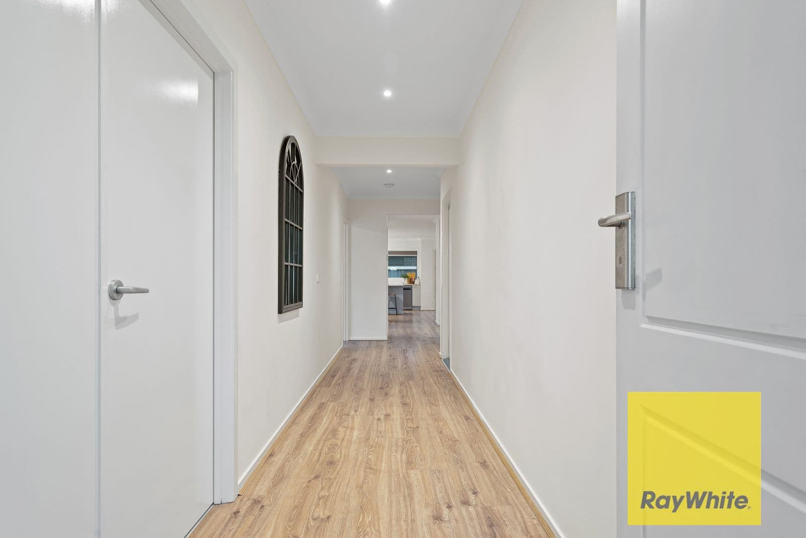 30 Wonderboom Avenue, Tarneit VIC 3029, Tarneit - Thumbnail 2