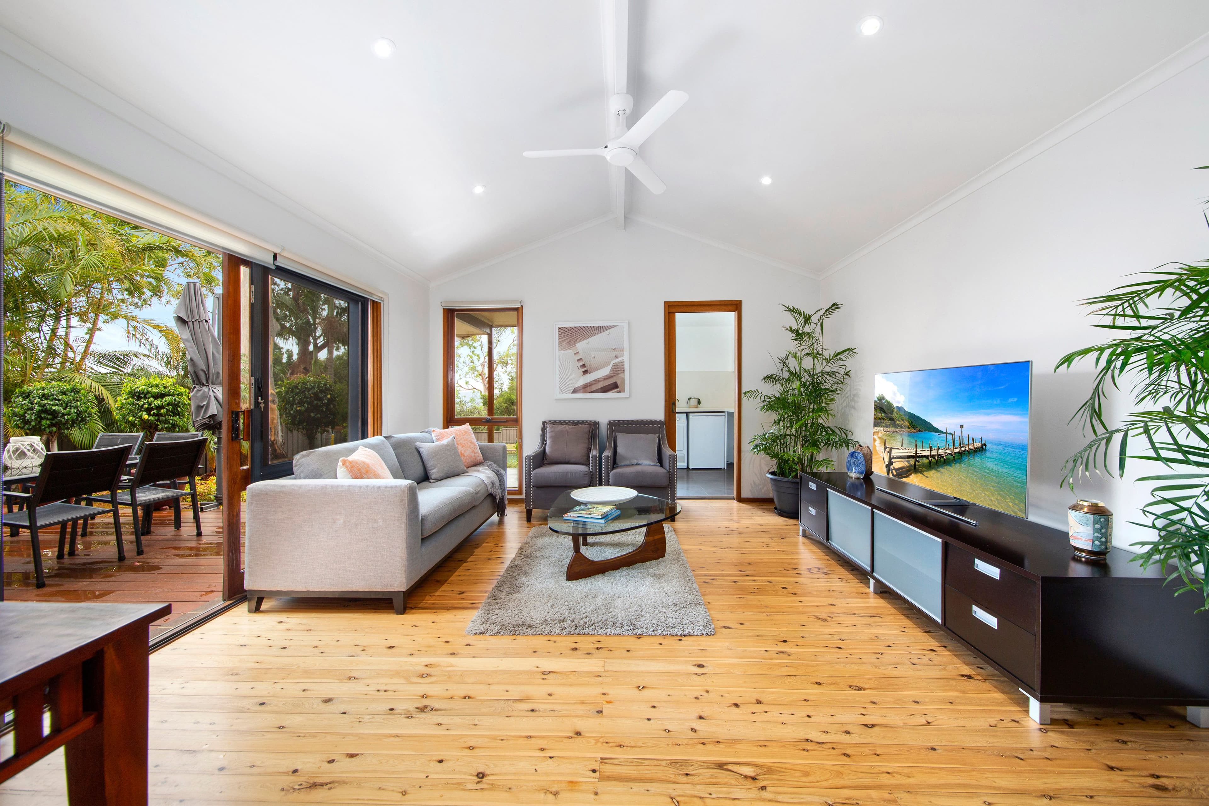47 Bignell Street, Illawong NSW 2234, Illawong - Thumbnail 3