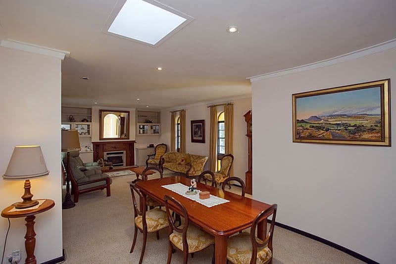 18 Cook Place, LESMURDIE WA 6076, Lesmurdie - Thumbnail 4