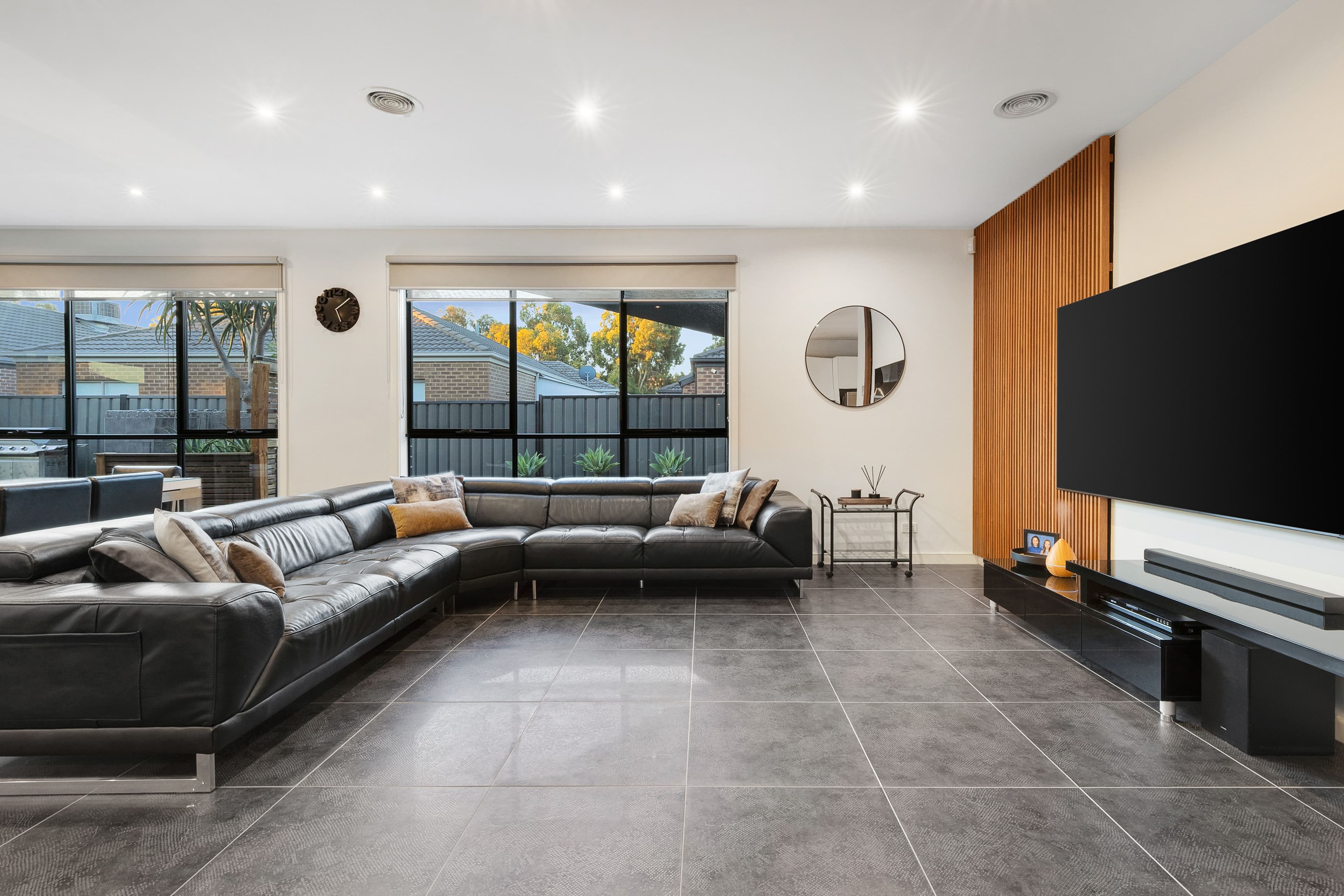 305 Waterview Boulevard, Craigieburn VIC 3064, Craigieburn - Thumbnail 3
