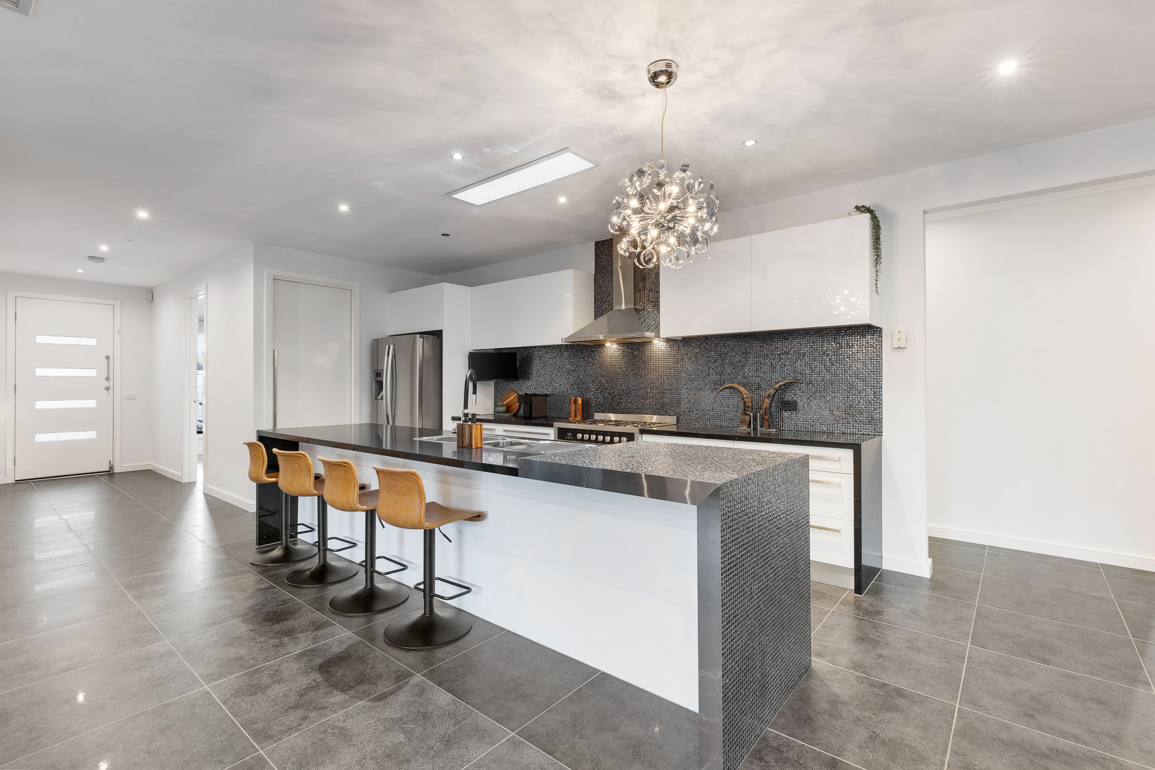 305 Waterview Boulevard, Craigieburn VIC 3064, Craigieburn - Thumbnail 8