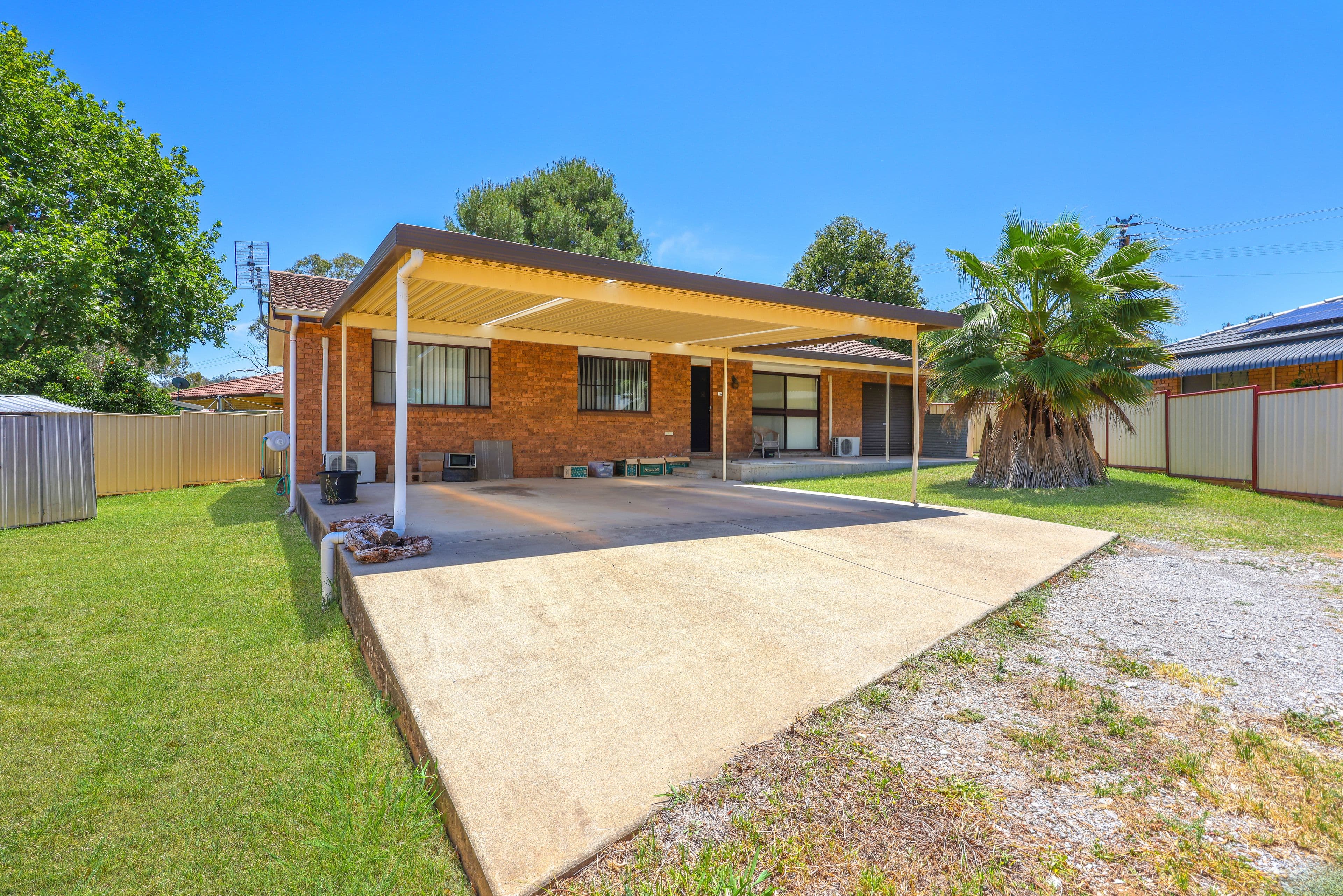 16 Joseph Brown Place, Tamworth NSW 2340, Oxley Vale - Image 1