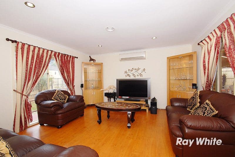 4 Jagger Circuit, CRANBOURNE EAST VIC 3977, Cranbourne East - Thumbnail 4