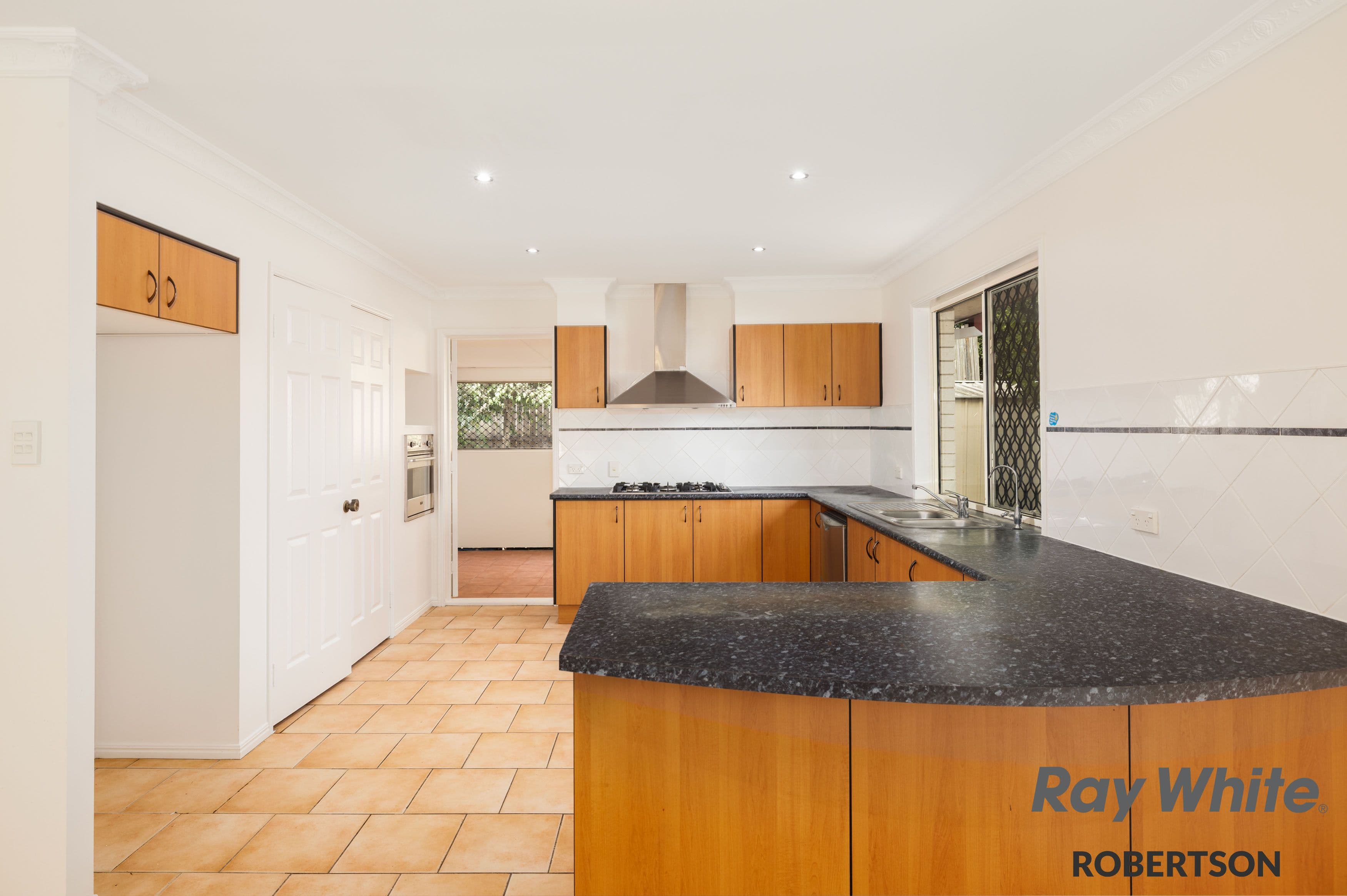 115 Lancaster Circuit, Stretton QLD 4116, Stretton - Thumbnail 8