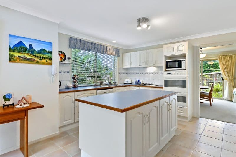 2 Thornbill Grove, TUMBI UMBI NSW 2261, Tumbi Umbi - Thumbnail 3