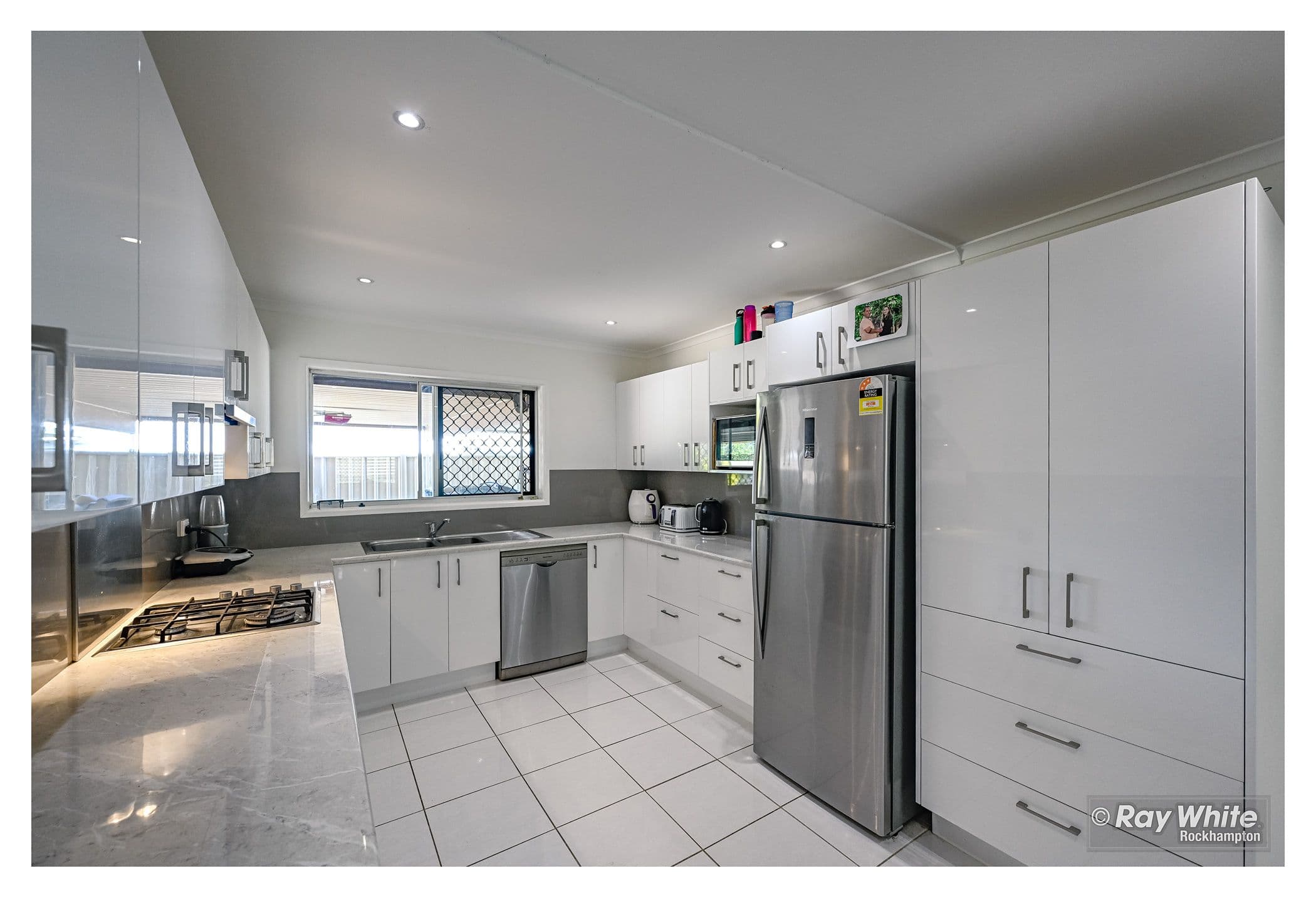 14 McColl Street, Norman Gardens QLD 4701, Norman Gardens - Thumbnail 3
