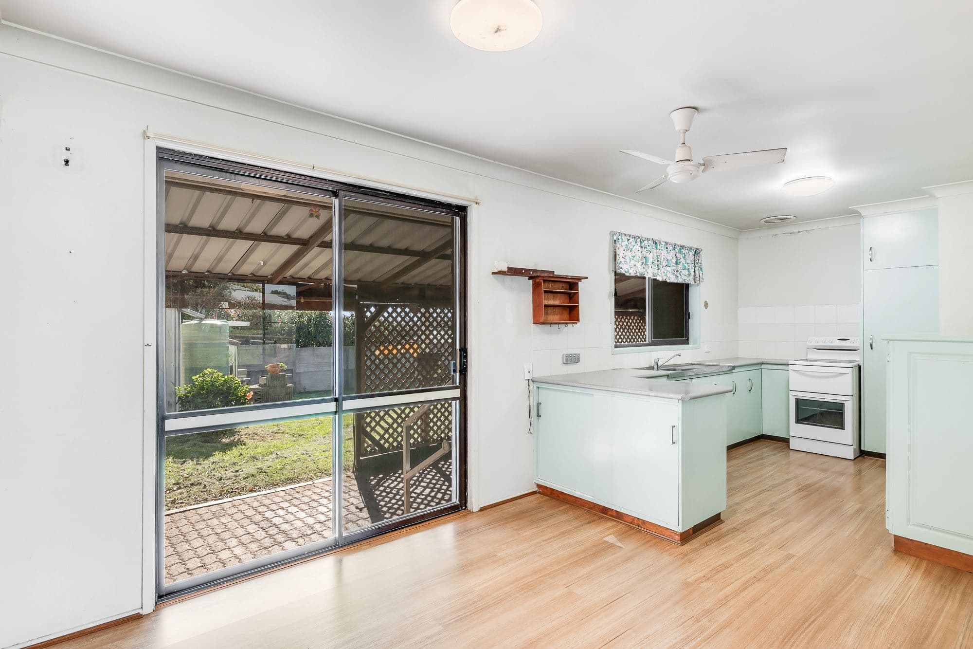 37 Arabian Street, Harristown QLD 4350, Harristown - Thumbnail 6