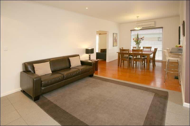 57 McCubbin Street, BURWOOD VIC 3125, Burwood - Thumbnail 3