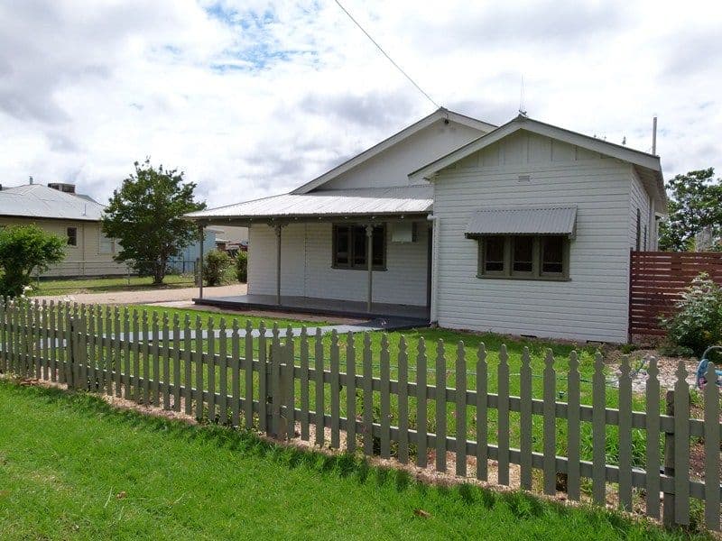 72 Ferry Street, FORBES NSW 2871, Forbes - Image 1