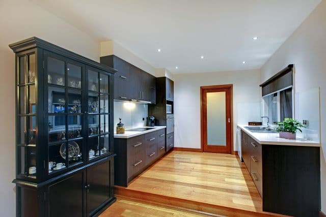 4 Palm Avenue, Reservoir VIC 3073, Reservoir - Thumbnail 3