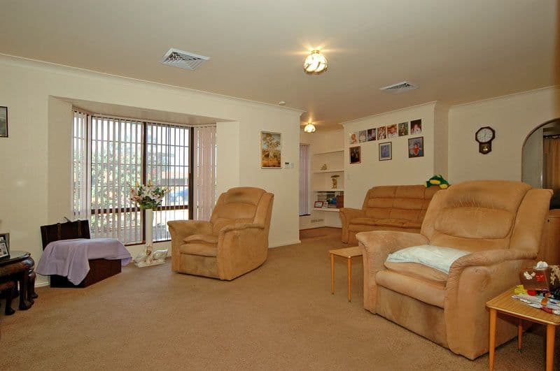 12 Nash Place, BEECHBORO WA 6063, Beechboro - Thumbnail 2