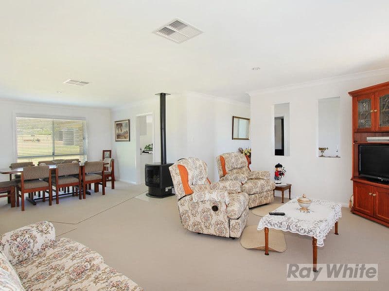 4 Conjola Drive, TAMWORTH NSW 2340, Tamworth - Thumbnail 4