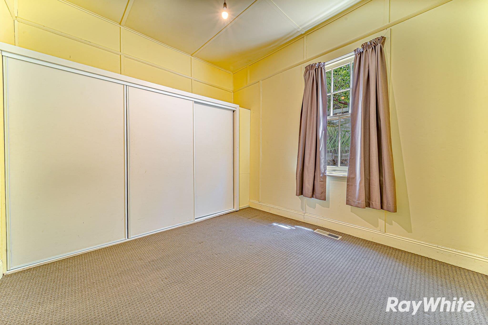42 Russell Street, Quarry Hill VIC 3550, Quarry Hill - Thumbnail 5